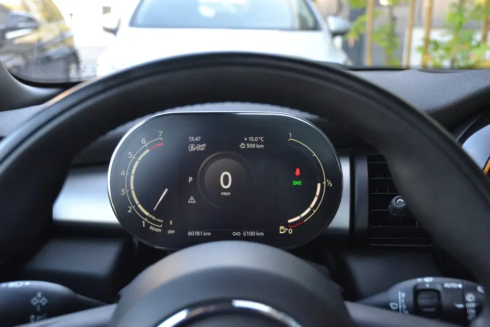 Mini Cooper 1.5 Cooper Summer Red Edition NAP uit 2020, foto 14
