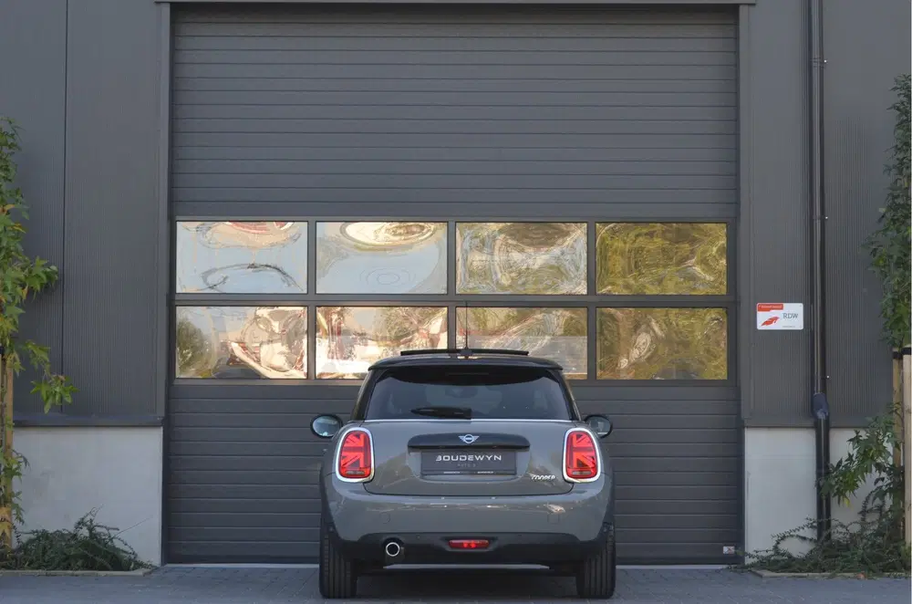 Mini Cooper 1.5 Cooper Summer Red Edition NAP uit 2020, foto 8