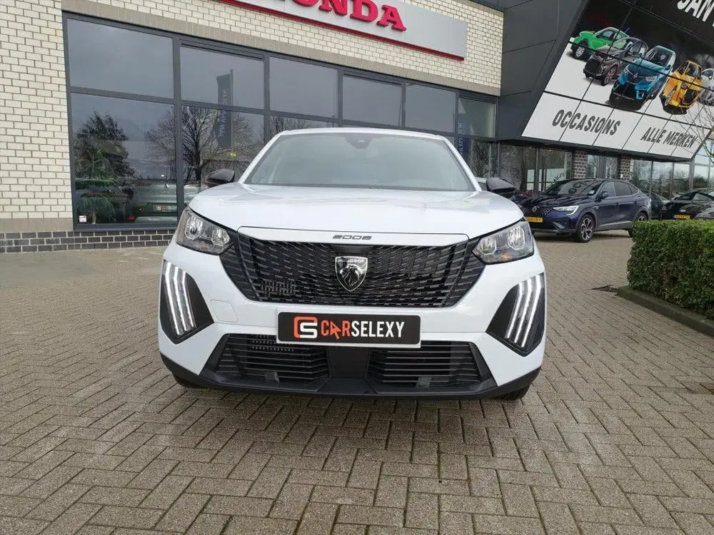 Peugeot 2008 1.2 Hybrid 145pk e-DCS6 Style uit 2025, foto 8