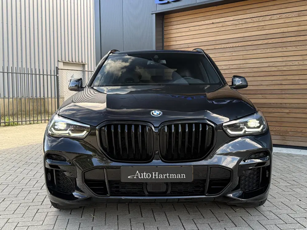 BMW X5 xDrive45e High Executive M-Sport M-SEATS uit 2023, foto 11