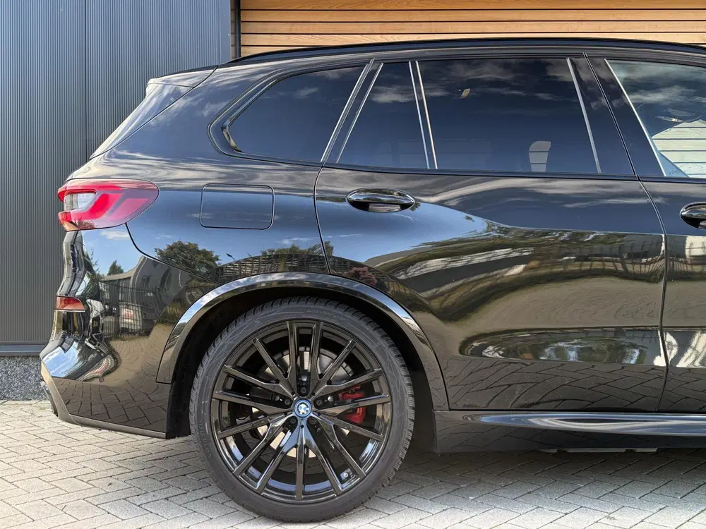 BMW X5 xDrive45e High Executive M-Sport M-SEATS uit 2023, foto 12