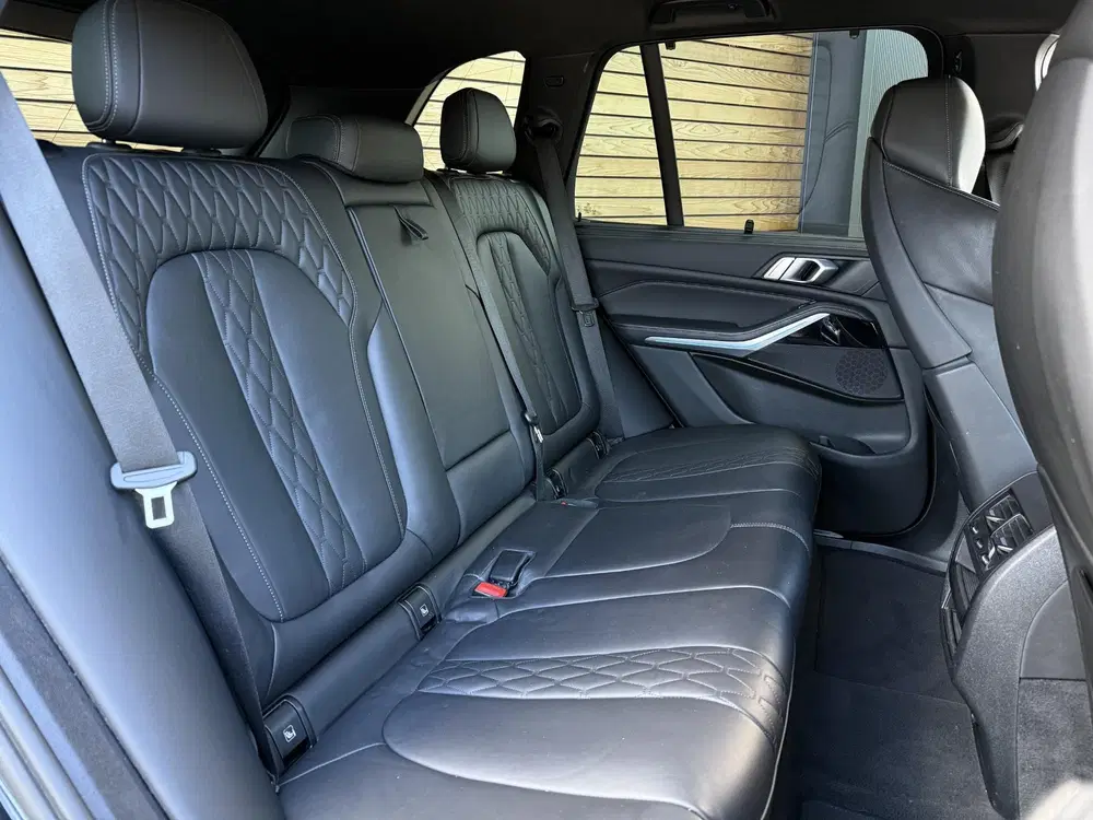 BMW X5 xDrive45e High Executive M-Sport M-SEATS uit 2023, foto 6