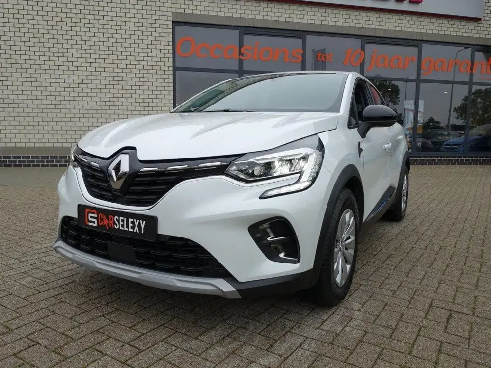 Renault Captur TCe 101pk Life 4 SEIZOENENBANDEN uit 2020, foto 2