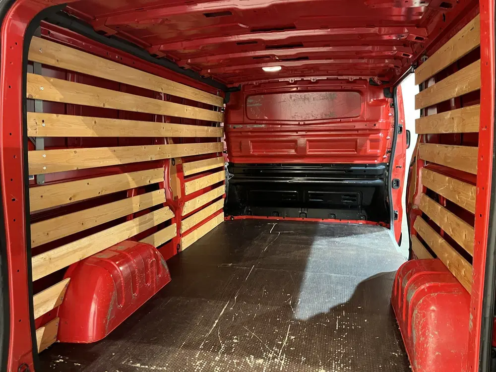 Renault Trafic 2.0 dCi 120 PK L2H1 uit 2021, foto 14