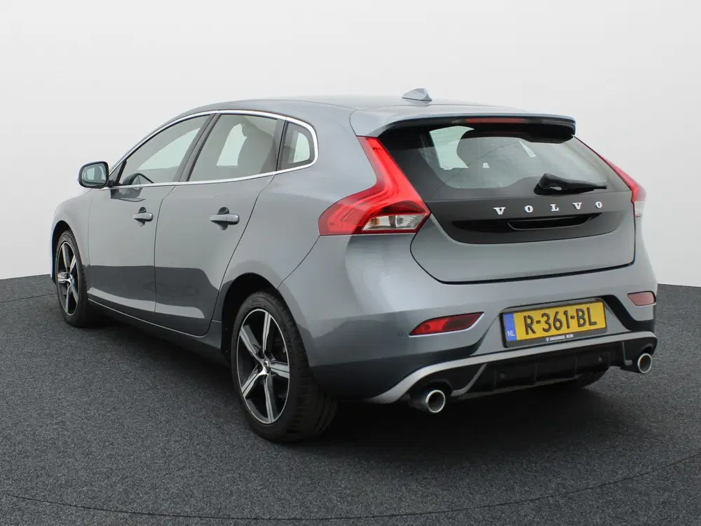Volvo V40 1.5 T3 R-Design uit 2019, foto 5