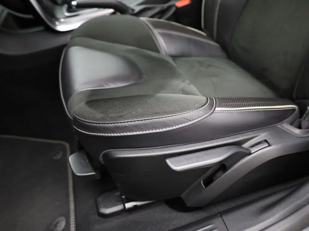 Volvo V40 1.5 T3 R-Design uit 2019, foto 7