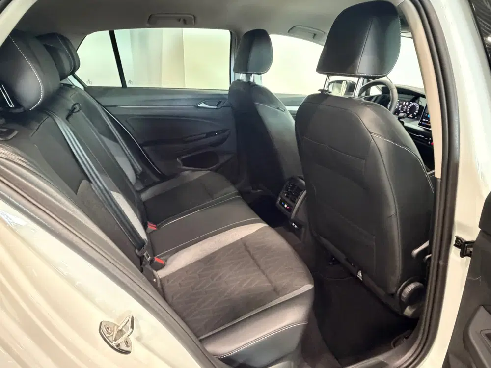 Volkswagen Golf 1.5 eTSI Goal 150pk uit 2025, foto 9