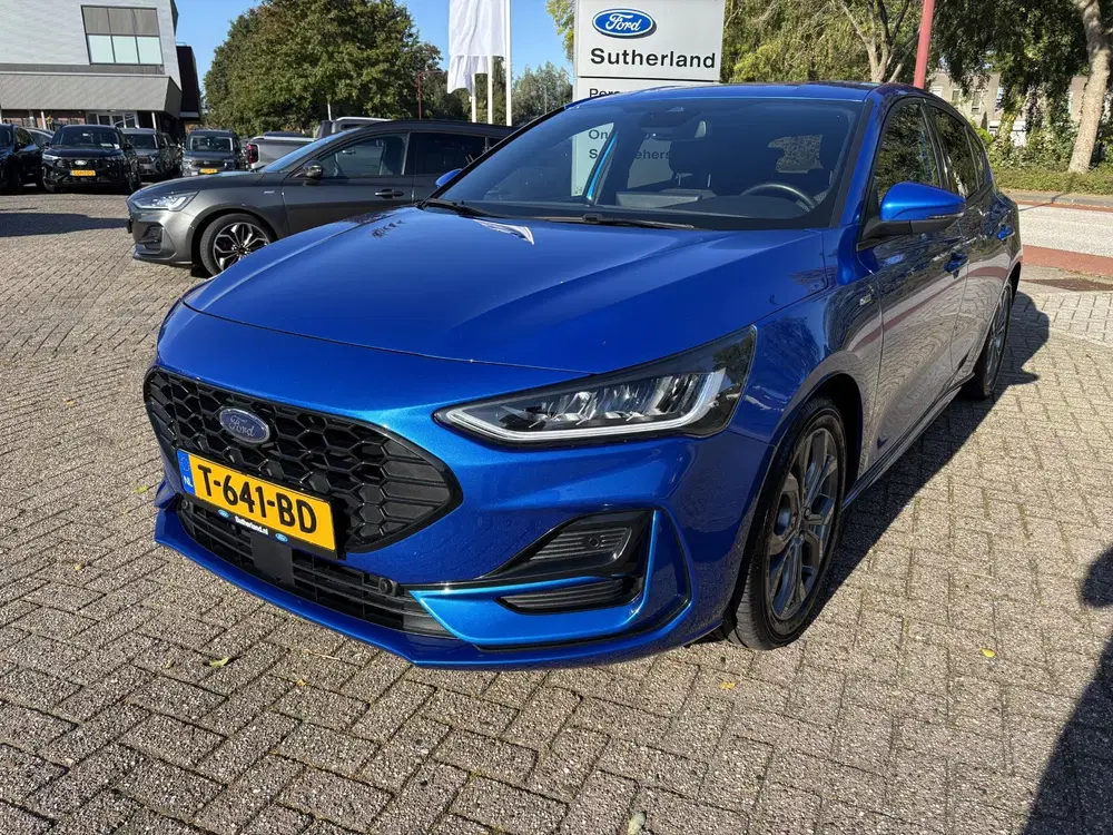 Ford Focus 1.0 EcoBoost Hybrid ST Line X 125pk Trekha uit 2023, foto 3