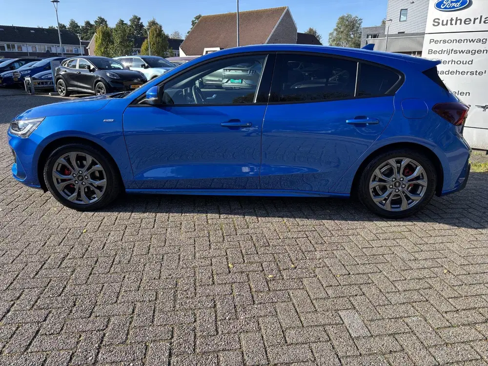 Ford Focus 1.0 EcoBoost Hybrid ST Line X 125pk Trekha uit 2023, foto 4
