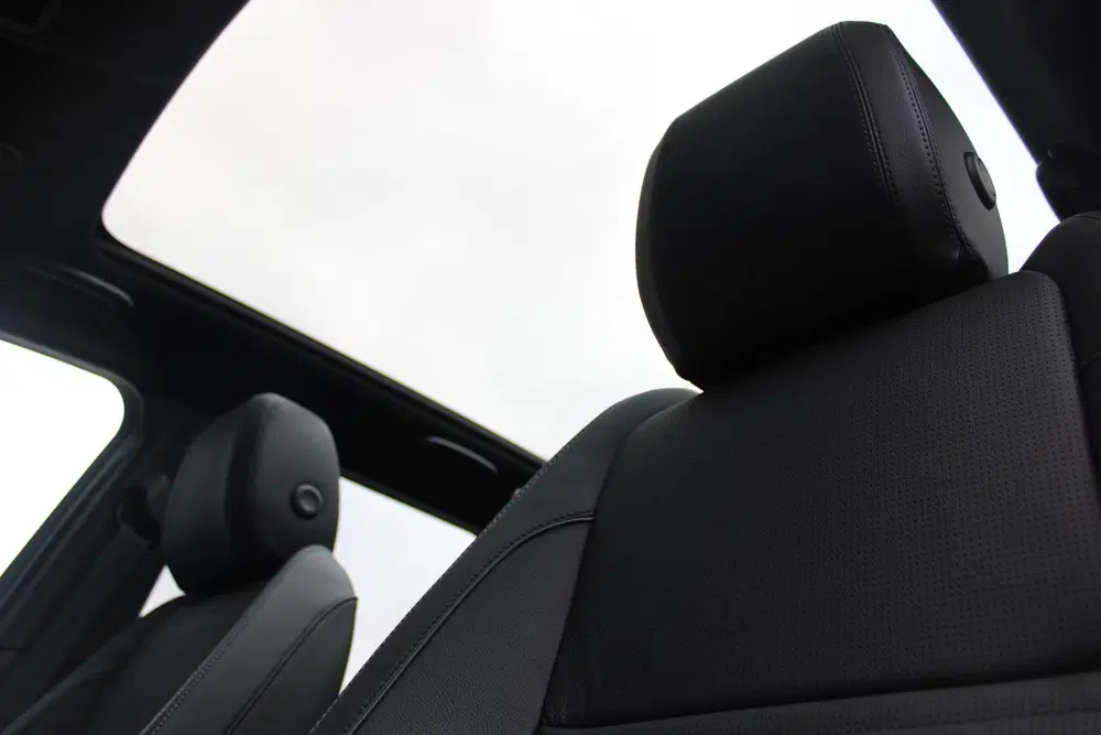 Land Rover Discovery Sport P270e Dynamic SE uit 2025, foto 11