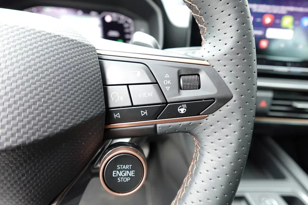 Cupra Leon 1.4 e-Hybrid VZ Adrenaline PANO MATRIX KEY uit 2021, foto 15