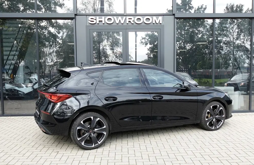 Cupra Leon 1.4 e-Hybrid VZ Adrenaline PANO MATRIX KEY uit 2021, foto 2