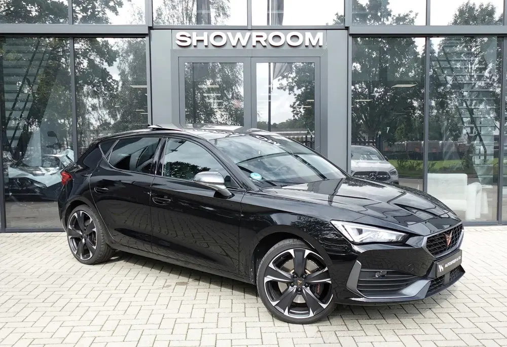 Cupra Leon 1.4 e-Hybrid VZ Adrenaline PANO MATRIX KEY uit 2021, foto 3