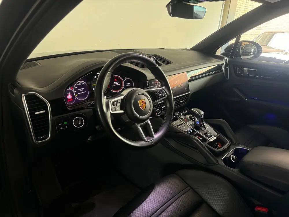 Porsche Cayenne 3.0 E-Hybrid Pano uit 2022, foto 11