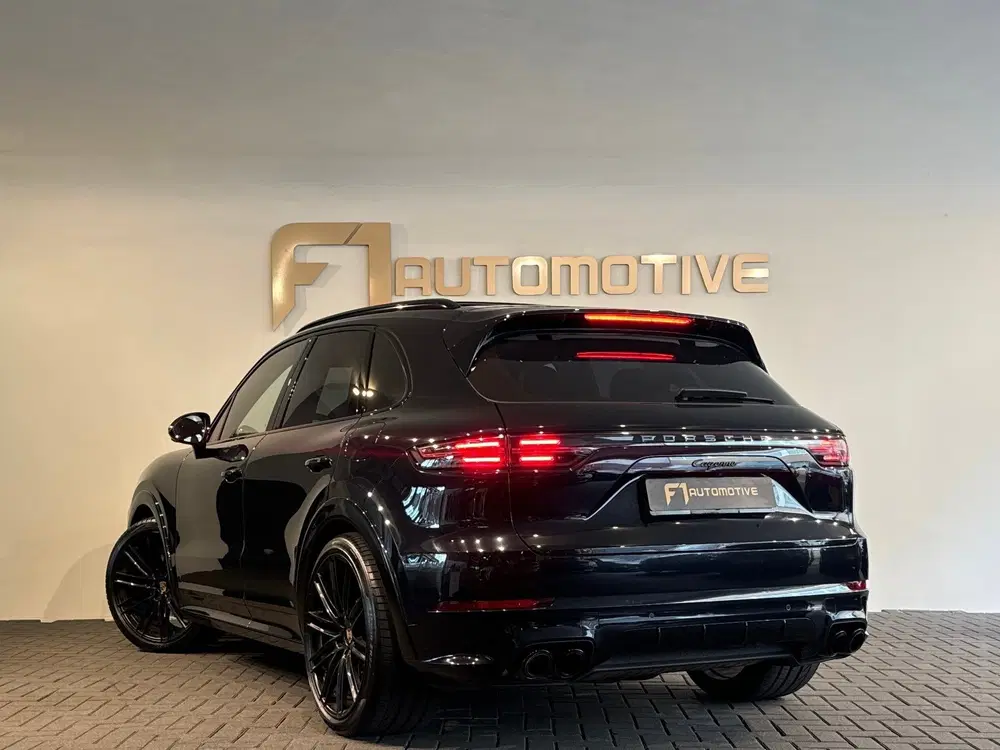 Porsche Cayenne 3.0 E-Hybrid Pano uit 2022, foto 4