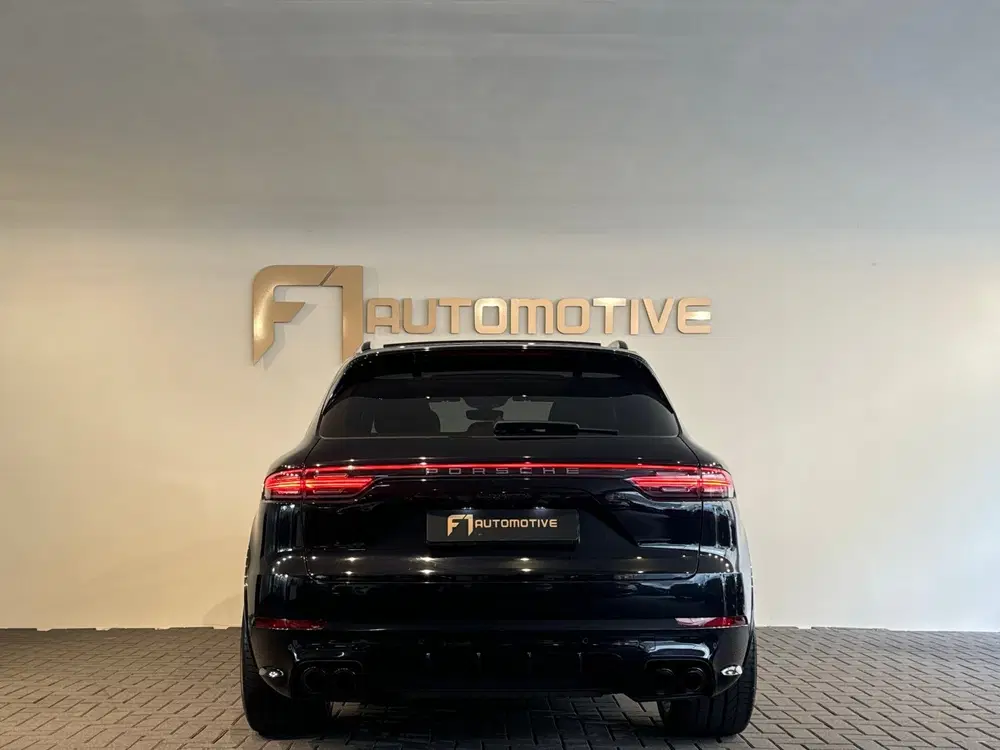 Porsche Cayenne 3.0 E-Hybrid Pano uit 2022, foto 5