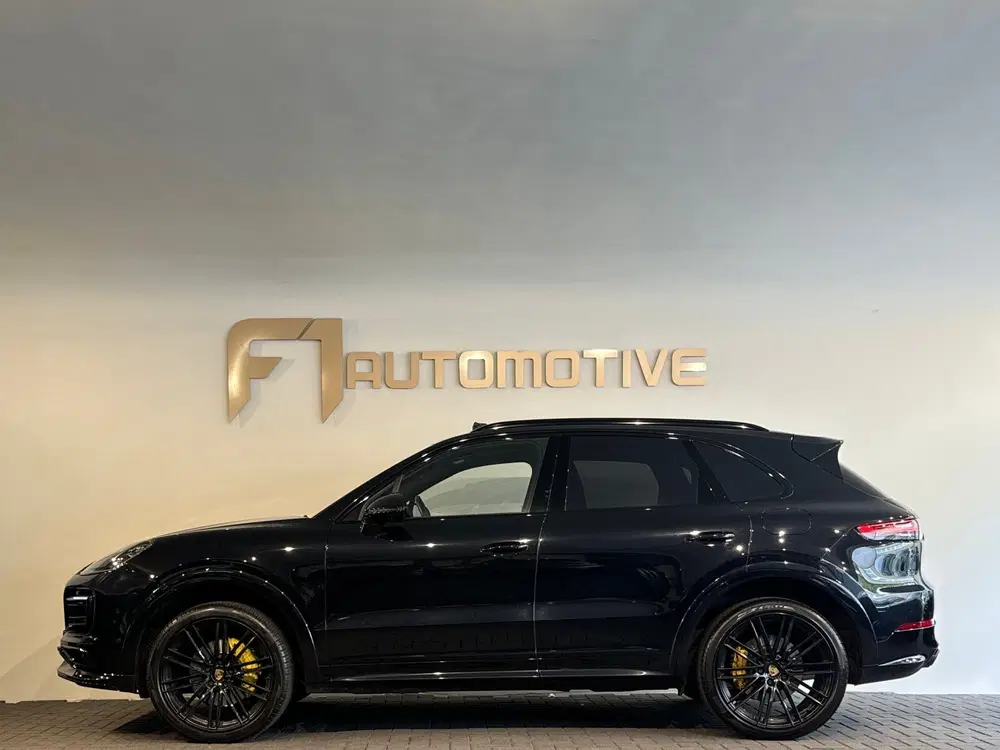 Porsche Cayenne 3.0 E-Hybrid Pano uit 2022, foto 8