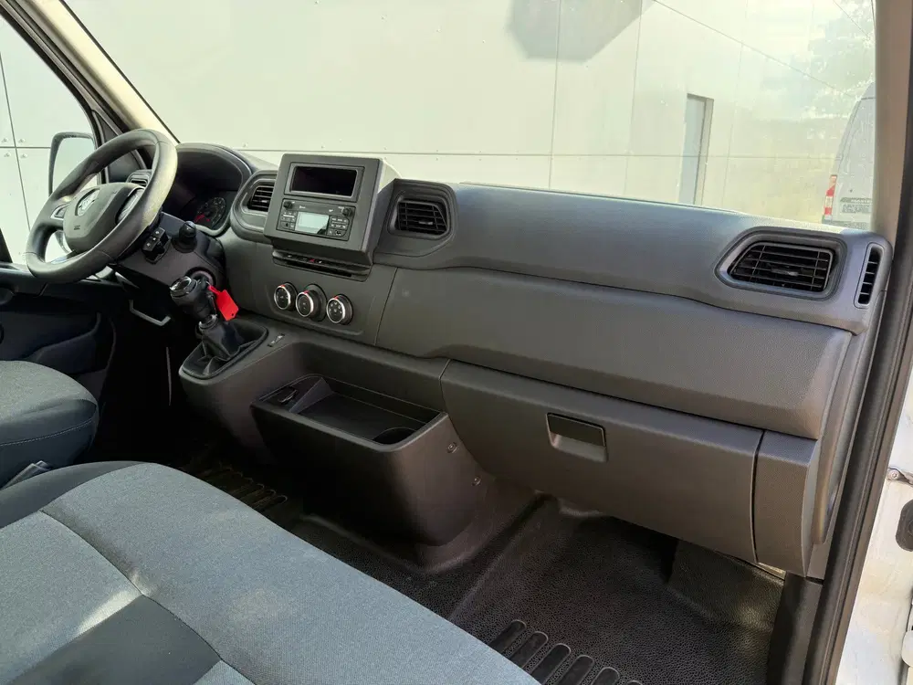 Renault Master L3H3 LED Cruise Control Airco Bluetooth uit 2024, foto 3