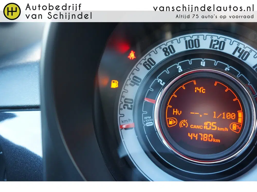 Fiat 500 1.0 HYBRID CLUB ORIGINEEL NEDERLANDS ZWART uit 2022, foto 15