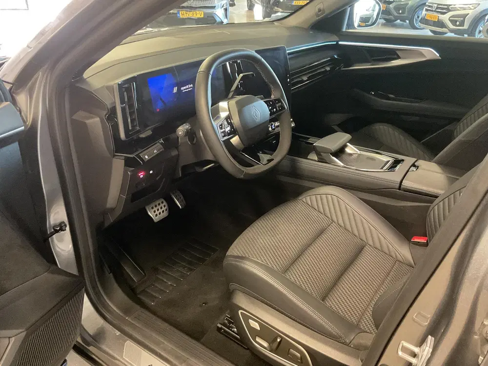 Renault Austral 1.2 E-Tech full hybrid 200 Esprit Alpine uit 2026, foto 2