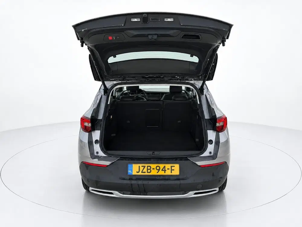 Opel Grandland 1.6 Turbo Hybrid4 Innovation SOH 95% uit 2020, foto 12