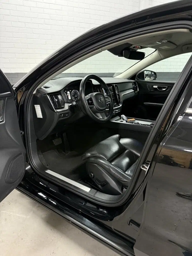 Volvo S60 2.0 B4 Inscription Nieuwe HV Accu uit 2021, foto 2