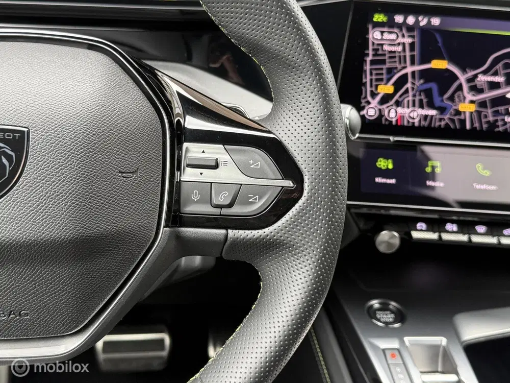 Peugeot 408 1.2 PureTech GT 130 EAT8 Panodak Alcantara uit 2023, foto 11