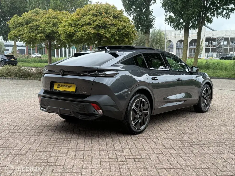 Peugeot 408 1.2 PureTech GT 130 EAT8 Panodak Alcantara uit 2023, foto 2