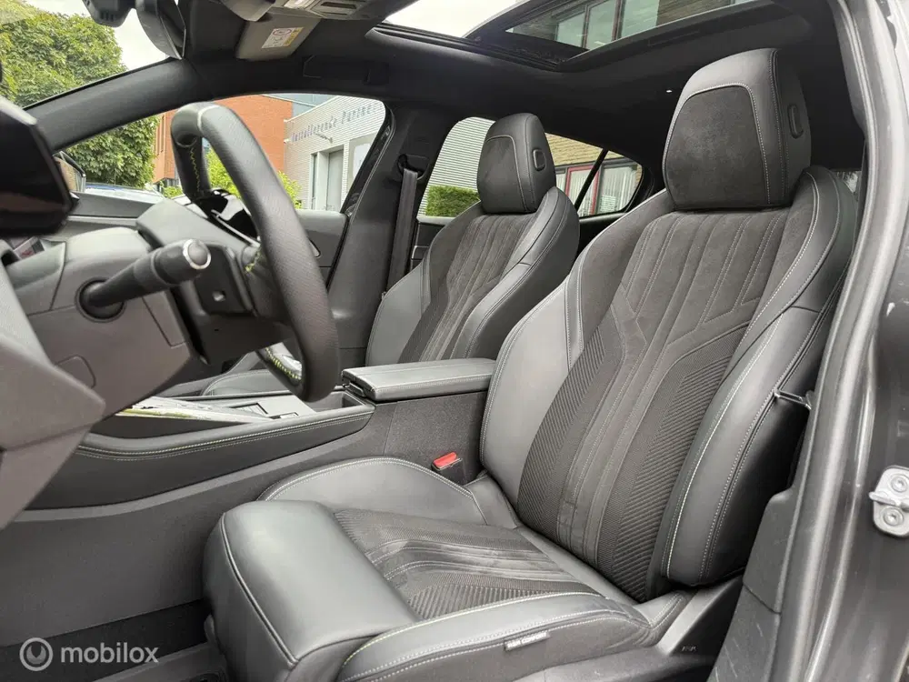 Peugeot 408 1.2 PureTech GT 130 EAT8 Panodak Alcantara uit 2023, foto 3