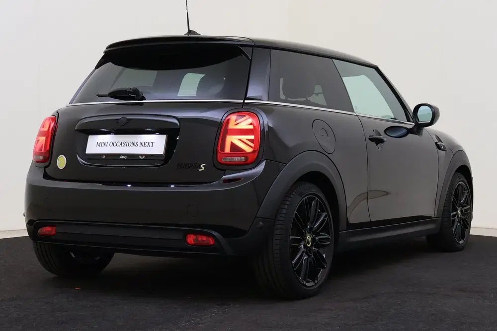 Mini Electric Classic uit 2021, foto 2