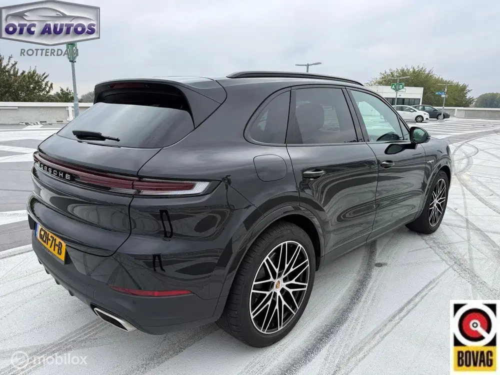 Porsche Cayenne 3.0 E-Hybrid BJ 2025 nieuw model Dealer on uit 2025, foto 4