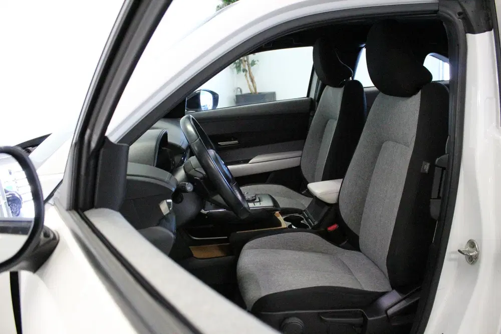 Mazda MX-30 e-SkyActiv 145 36 kWh uit 2021, foto 9