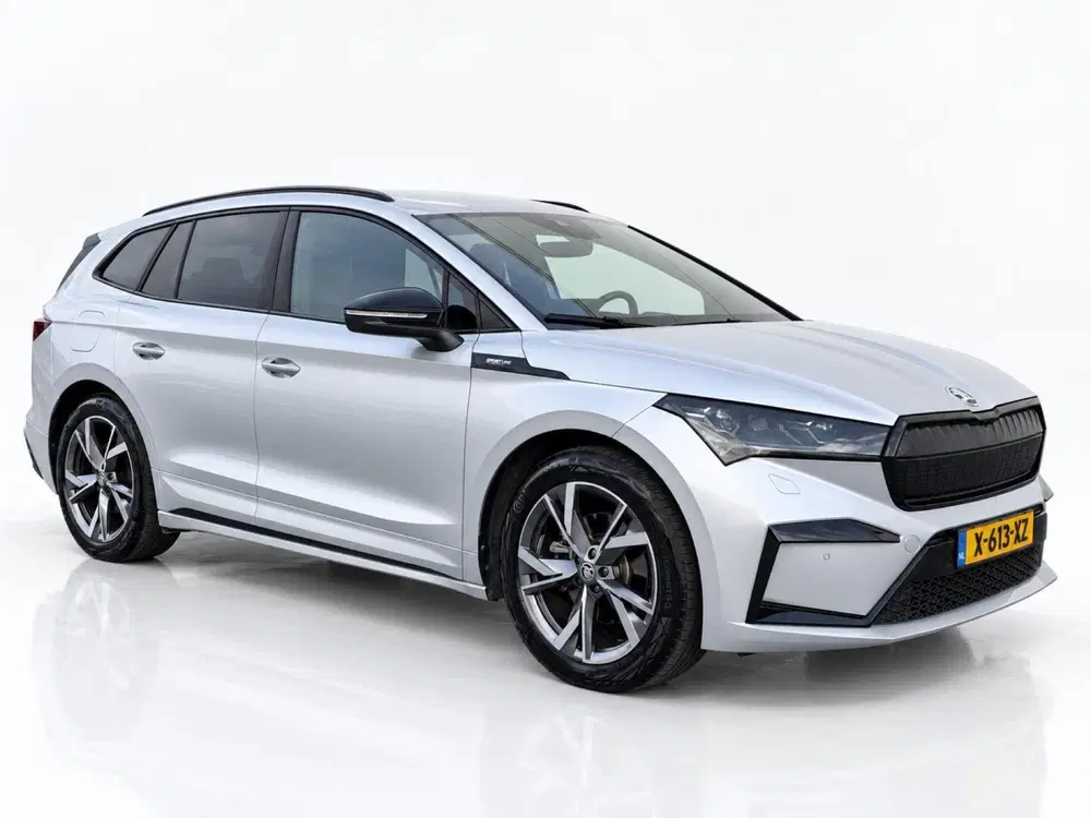 Skoda Enyaq 60 Sportline uit 2024, foto 11