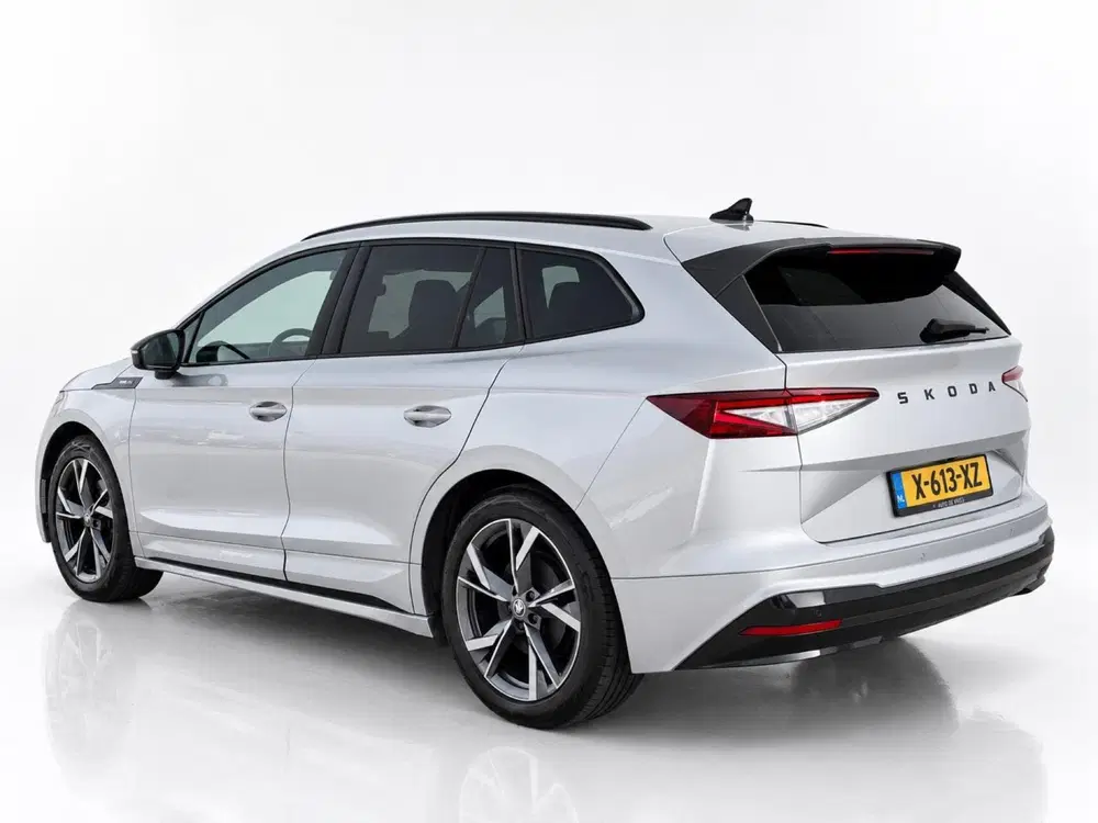 Skoda Enyaq 60 Sportline uit 2024, foto 13