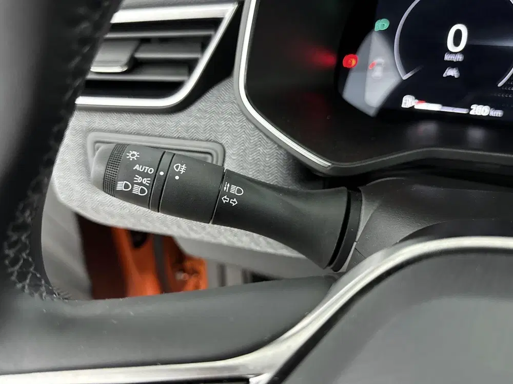 Renault Clio 1.0 TCe 90 GPF techno uit 2025, foto 11