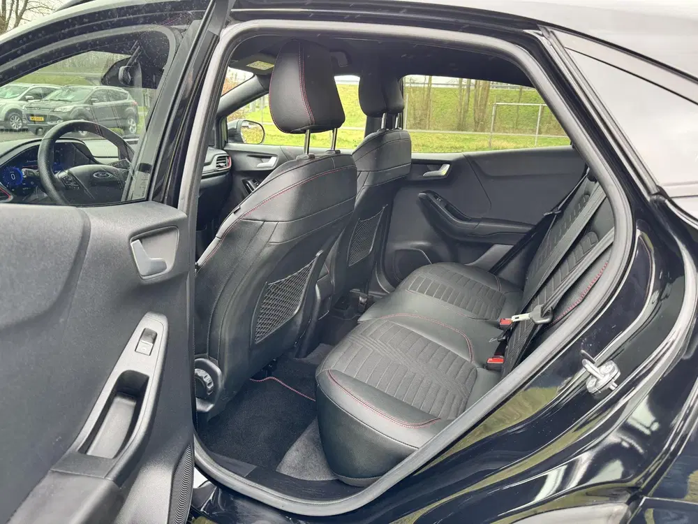 Ford Puma 1.0 EB 125PK Hybrid ST-Line X uit 2022, foto 5