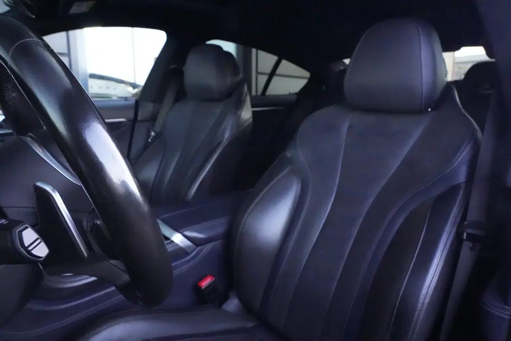 BMW 8-serie 8 Serie Gran Coupé M850i xDrive High Execu uit 2020, foto 4