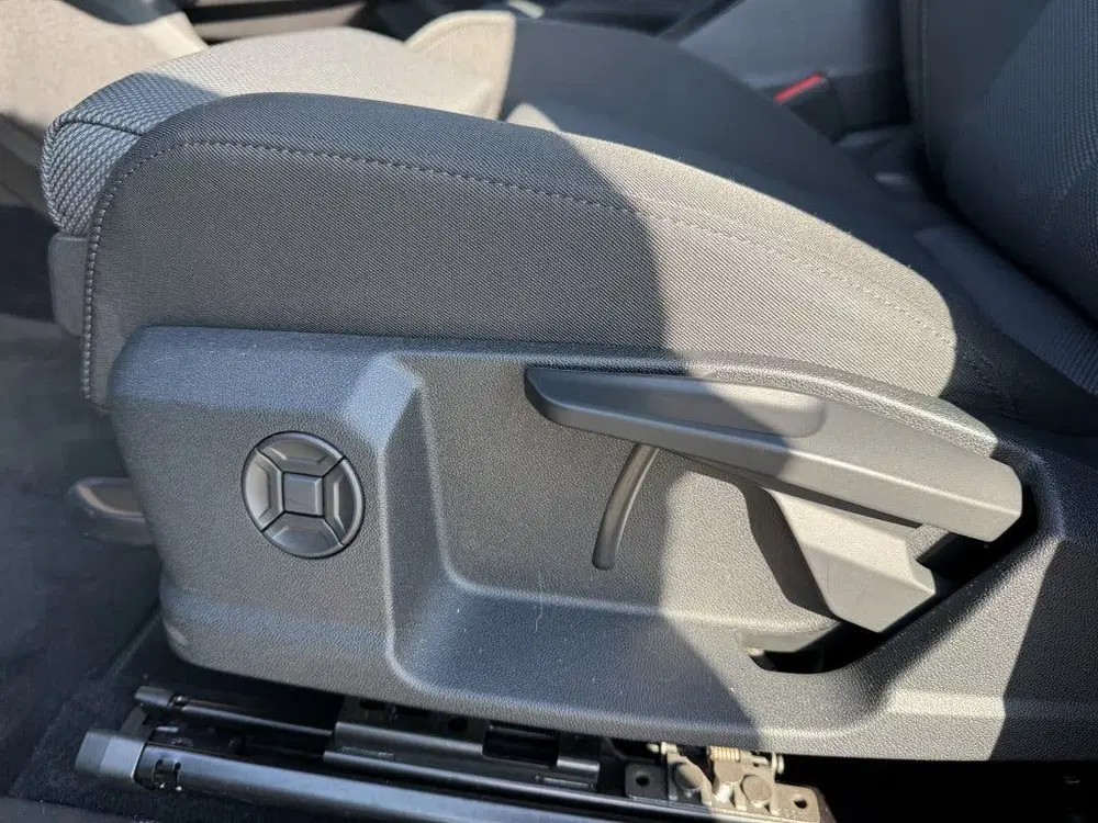 Audi Q4 e-tron 40 S edit. uit 2023, foto 11