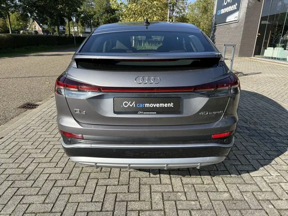 Audi Q4 e-tron 40 S edit. uit 2023, foto 14