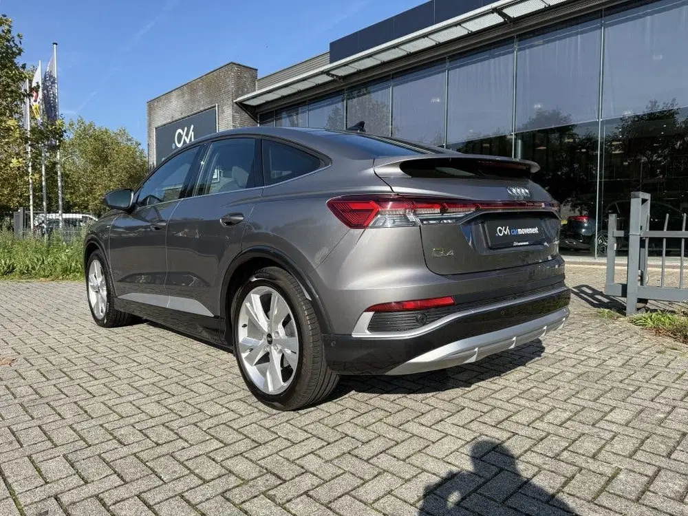 Audi Q4 e-tron 40 S edit. uit 2023, foto 3