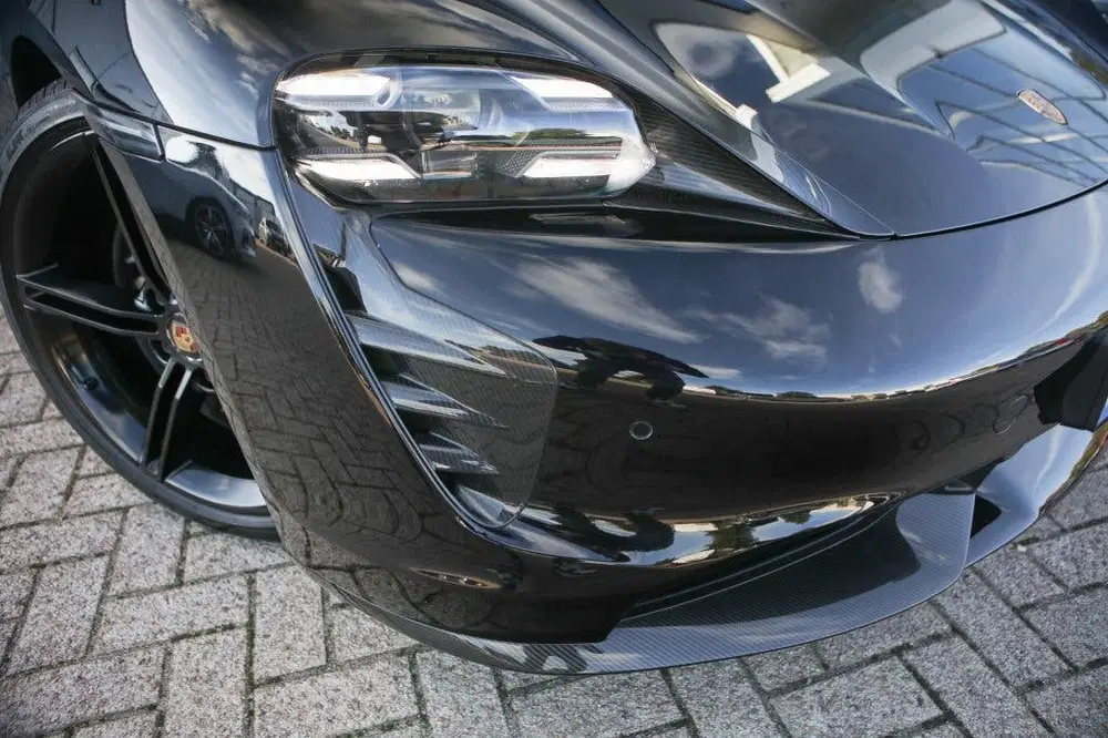 Porsche Taycan Turbo S 93 kWh uit 2020, foto 3