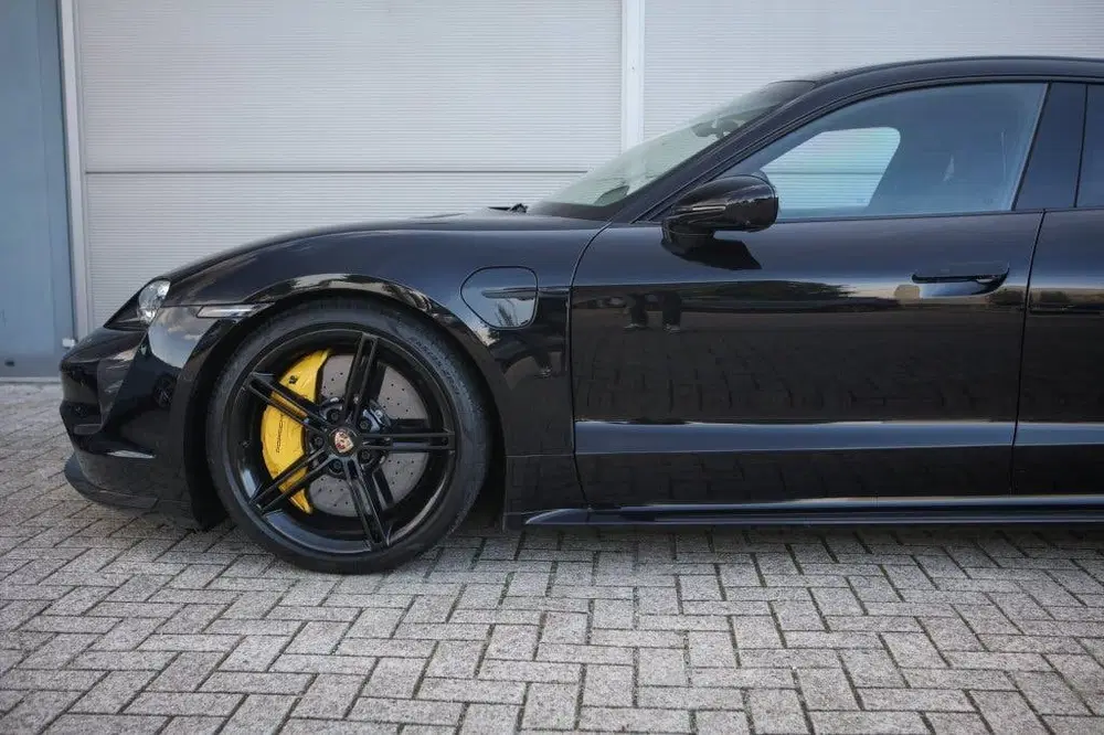 Porsche Taycan Turbo S 93 kWh uit 2020, foto 6