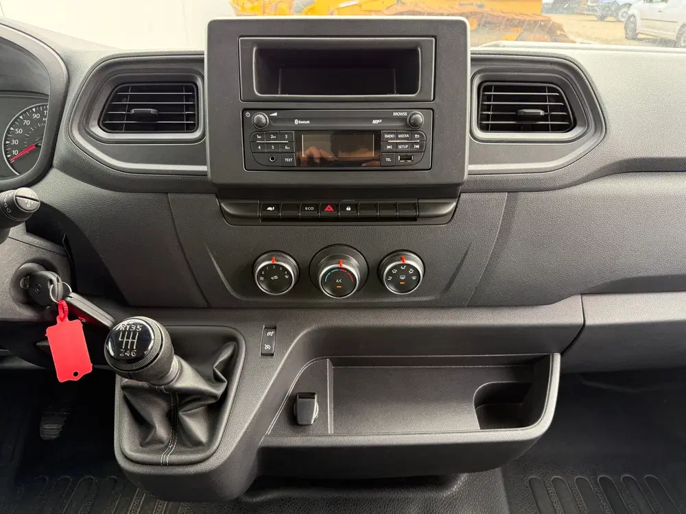 Renault Master L3H3 LED Cruise Control Airco Bluetooth uit 2024, foto 14
