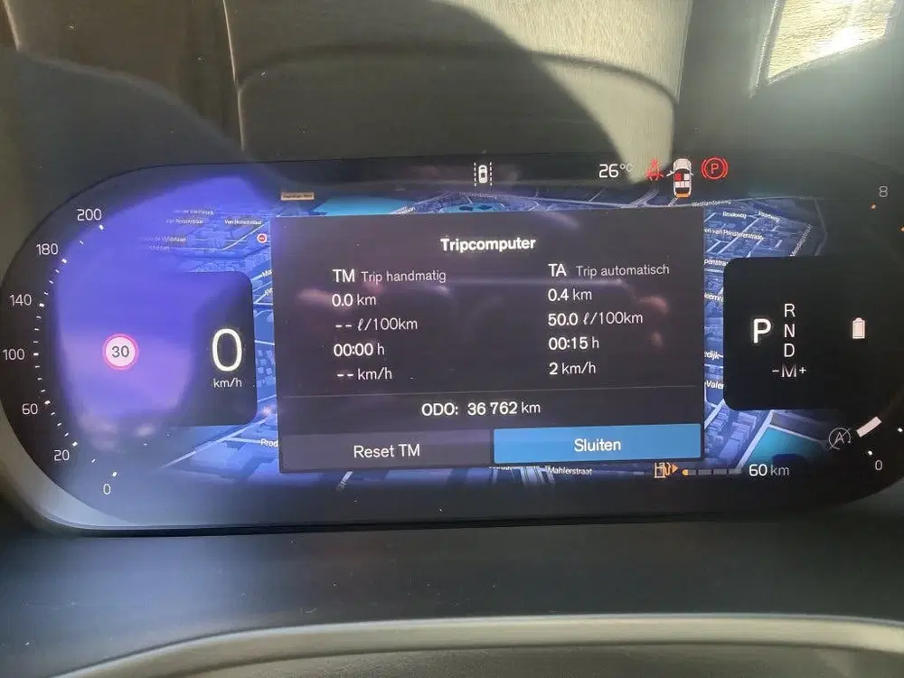 Volvo XC40 B4 Plus Dark uit 2024, foto 12