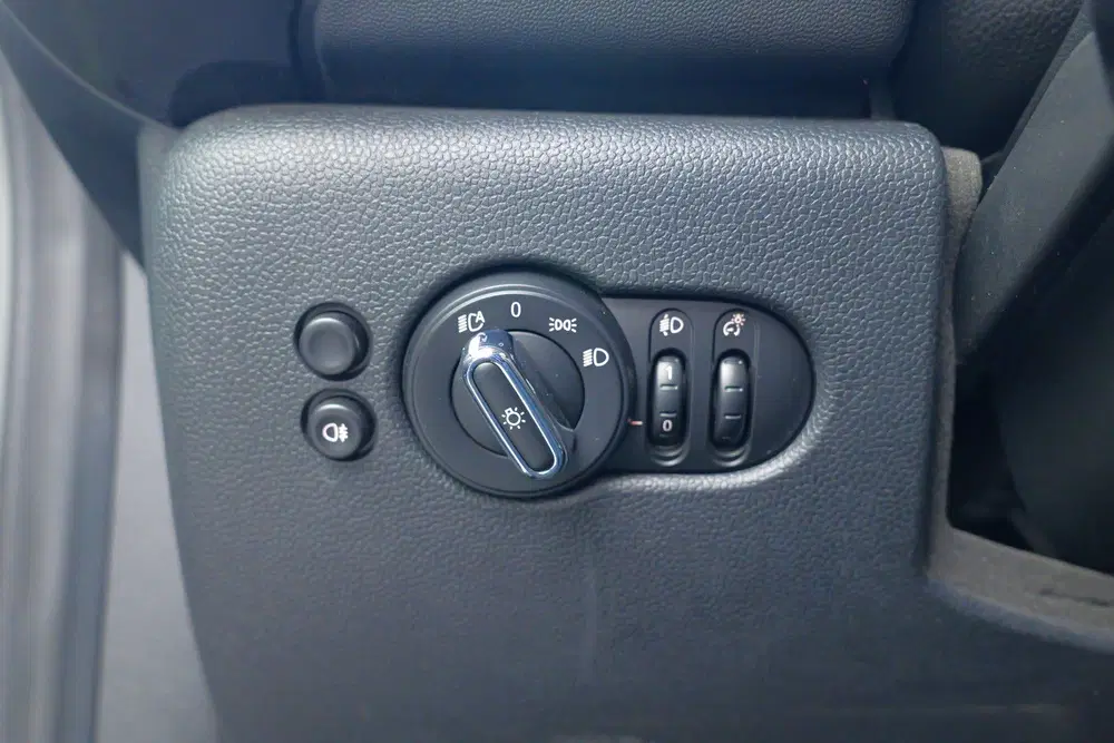 Mini Cooper 1.5 Cooper Essential uit 2021, foto 15