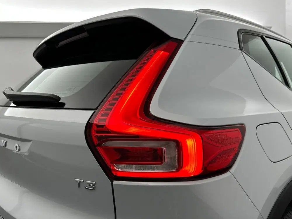 Volvo XC40 T3 163PK AUT8 Momentum Pro uit 2019, foto 12