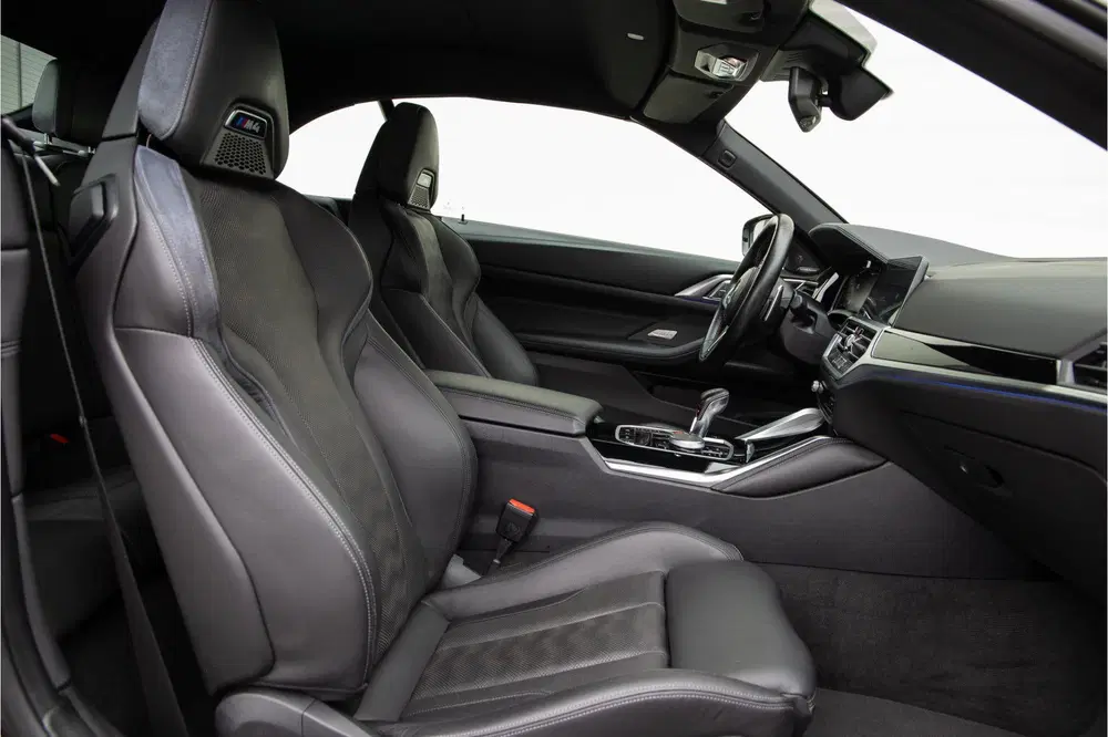BMW 4-serie 4 Serie Cabrio M4 xDrive Competition 510pk uit 2022, foto 10