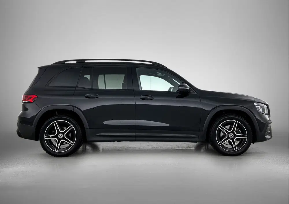 Mercedes-Benz GLB 180 Business Solution AMG uit 2021, foto 14