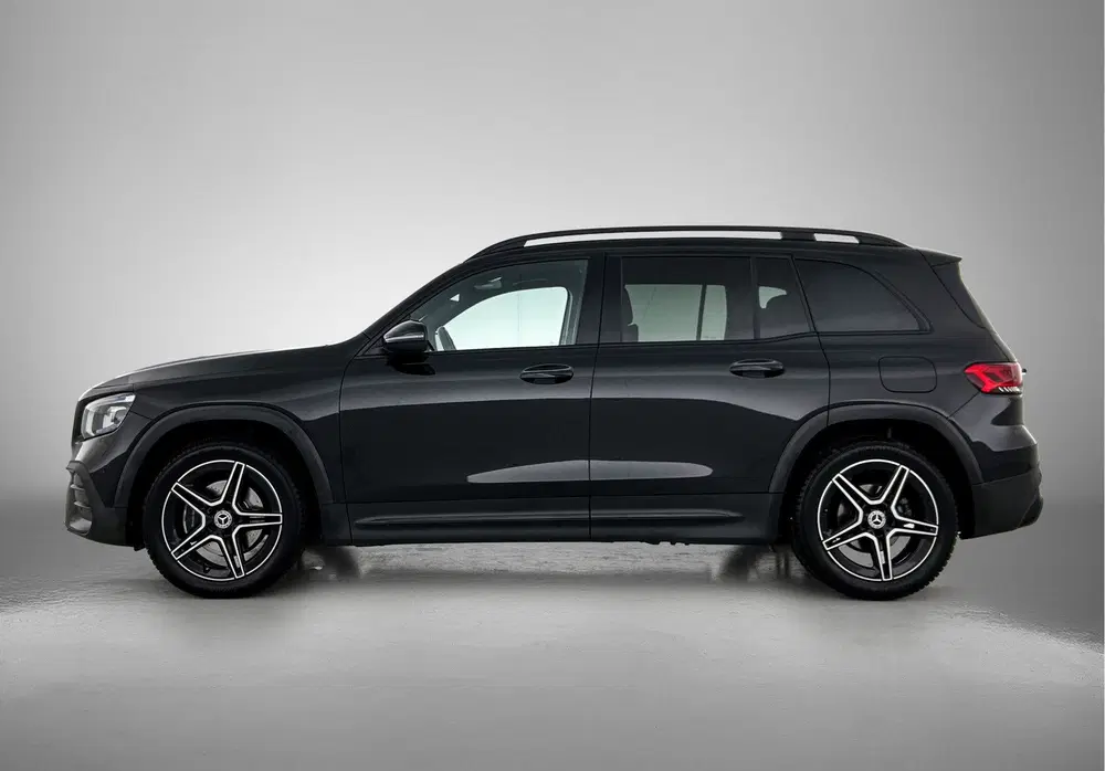 Mercedes-Benz GLB 180 Business Solution AMG uit 2021, foto 3