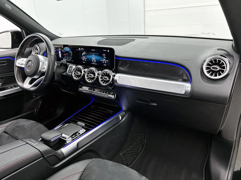 Mercedes-Benz GLB 180 Business Solution AMG uit 2021, foto 7
